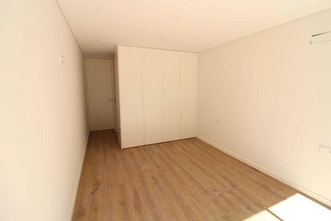 Apartamento T2 para Venda em Vila das Aves Foto 5