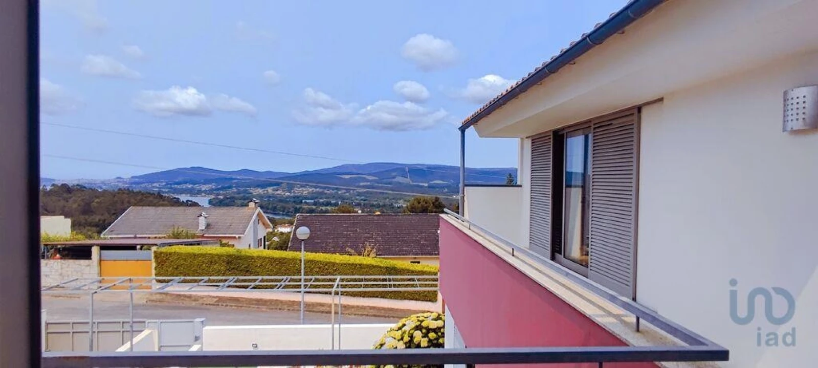 Moradia T4 para Venda em Loivo Foto 9