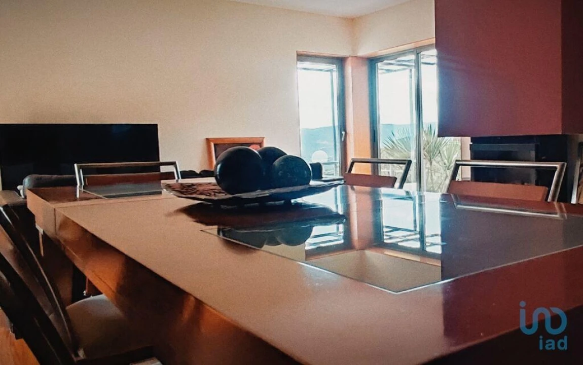 Moradia T4 para Venda em Loivo Foto 2