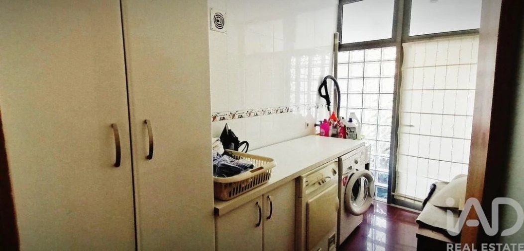 Moradia T4 para Venda em Loivo Foto 21