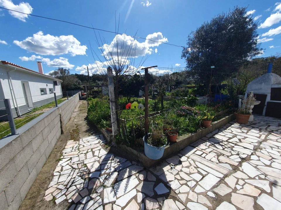 Moradia T2 para Venda em Gafanhoeira (São Pedro) e Sabugueiro Foto 8