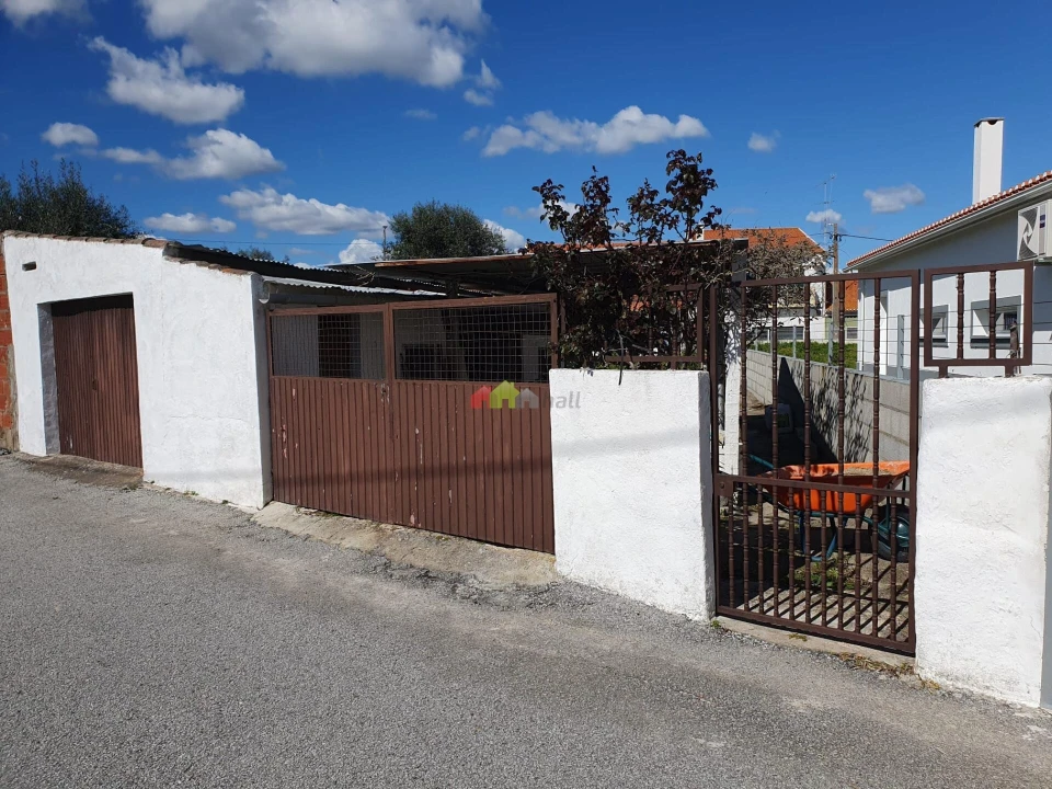 Moradia T2 para Venda em Gafanhoeira (São Pedro) e Sabugueiro Foto 13