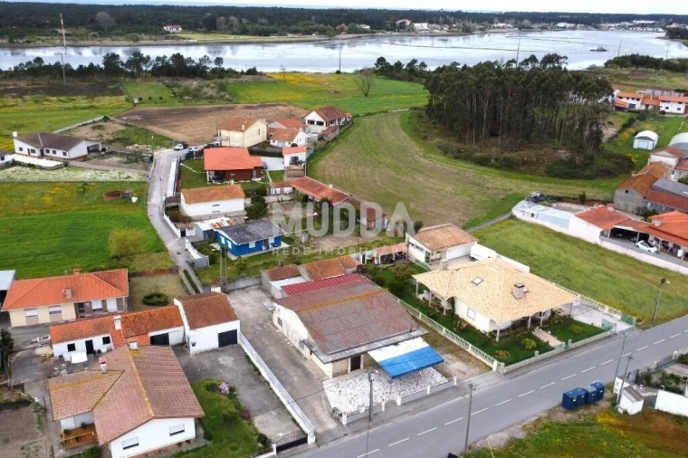 Negócio para Venda em Ovar, São João, Arada e São Vicente de Pereira Jusã