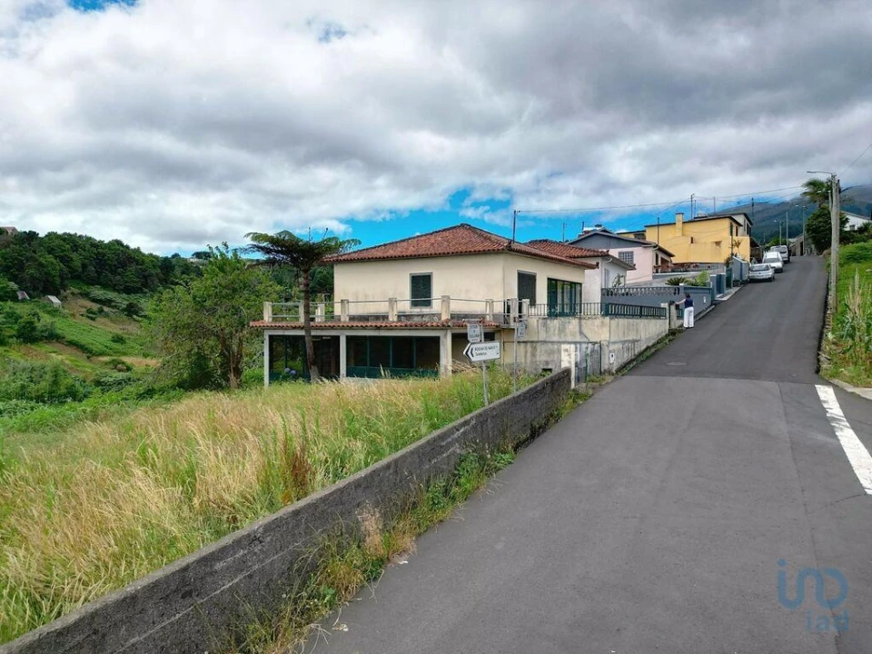 Moradia T2 para Venda em Santana Foto 11