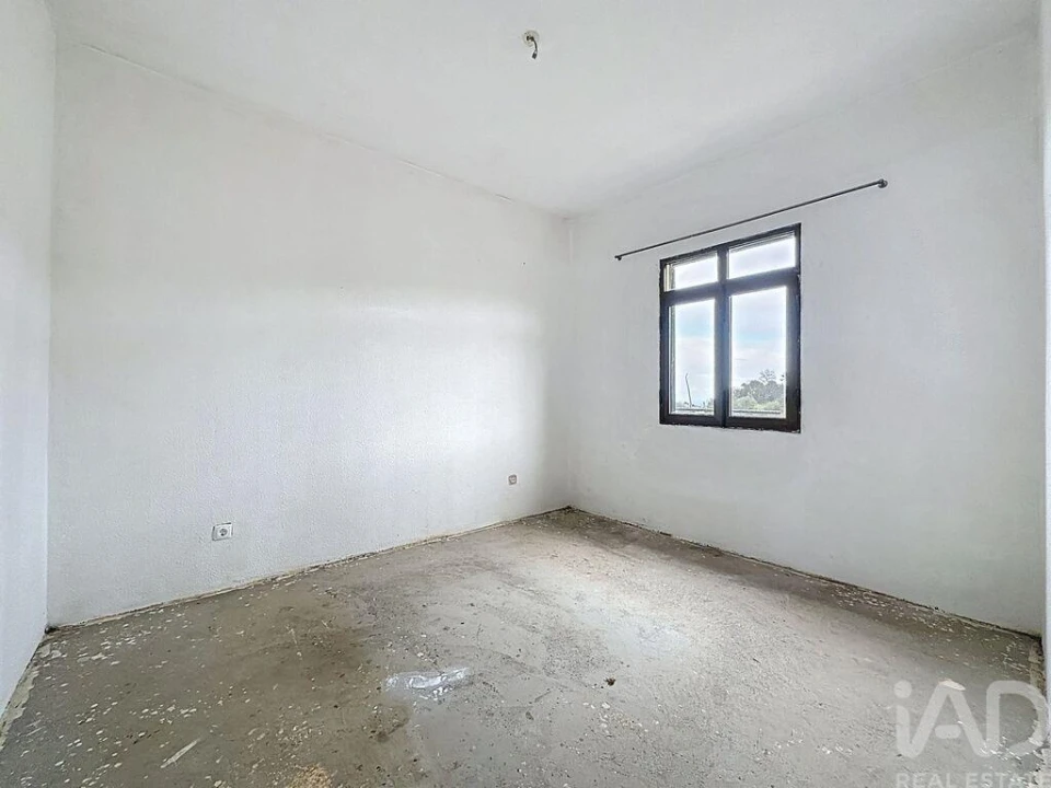 Moradia T2 para Venda em Santana Foto 18