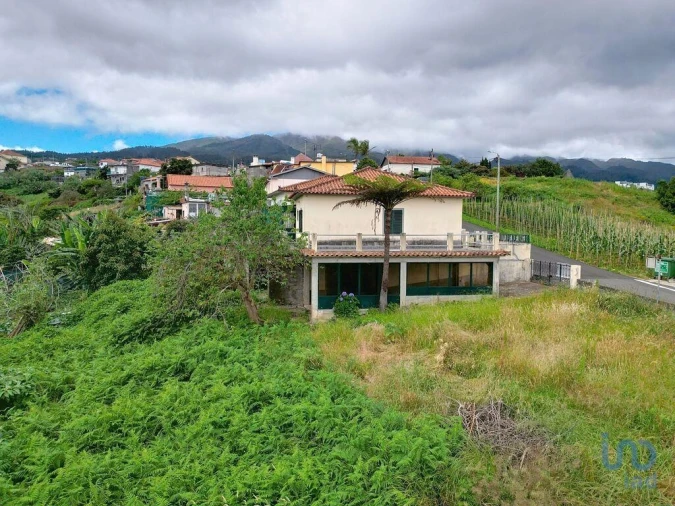 Moradia T2 para Venda em Santana Foto 2