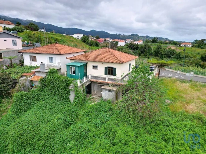 Moradia T2 para Venda em Santana Foto 3