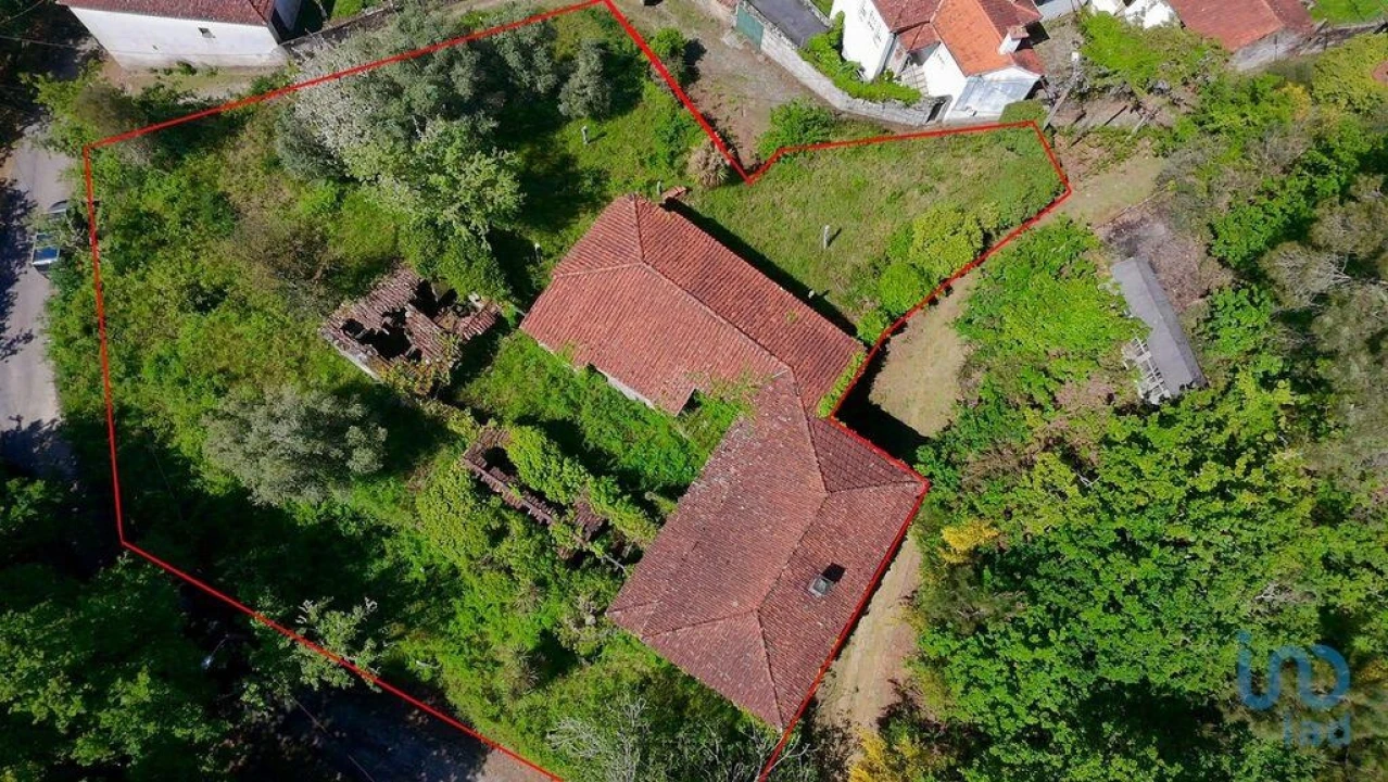 Moradia T4 para Venda em Covas Foto 1