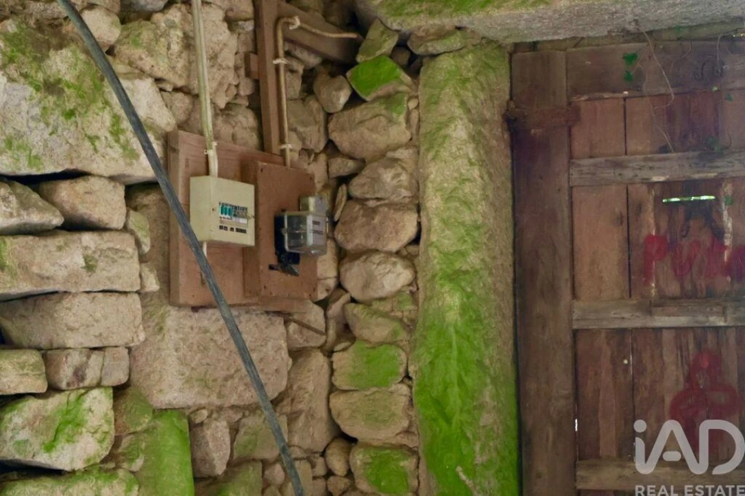 Moradia T4 para Venda em Covas Foto 24