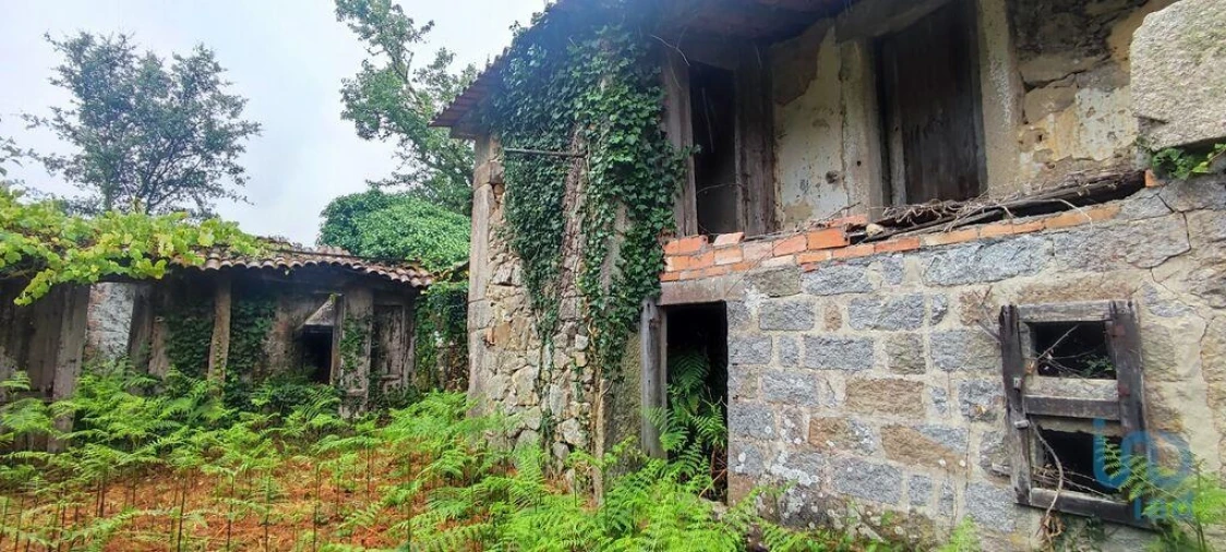 Moradia T4 para Venda em Covas Foto 13