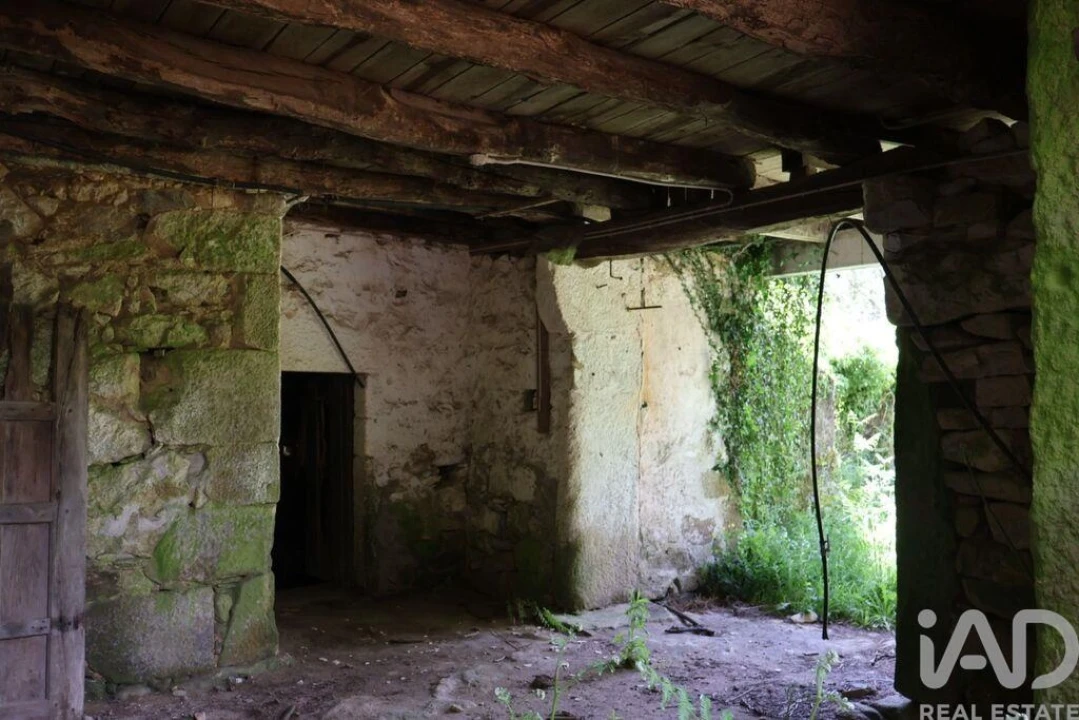 Moradia T4 para Venda em Covas Foto 26