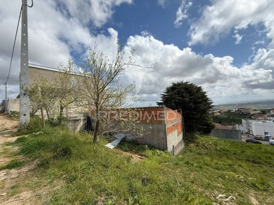 Terreno para Venda em Vialonga Foto 2