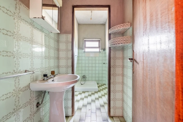 Moradia T3 para Venda em Bouro (Santa Marta) Foto 8