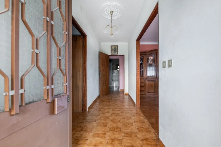 Moradia T3 para Venda em Bouro (Santa Marta) Foto 2