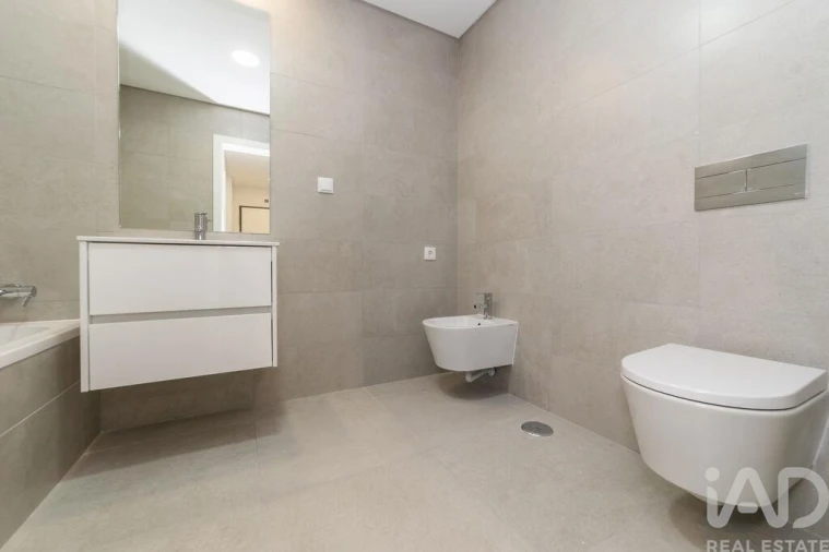 Apartamento T2 para Venda em Venteira Foto 22