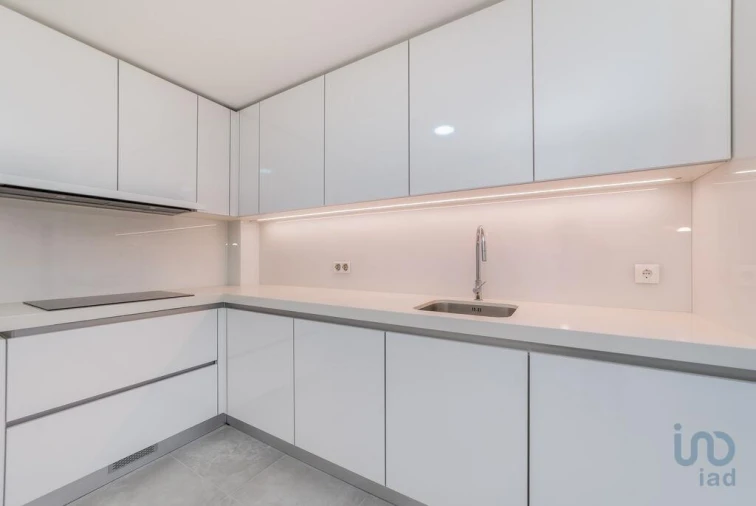 Apartamento T2 para Venda em Venteira Foto 12