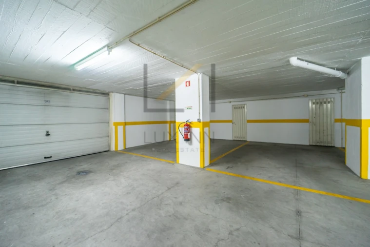 Apartamento T3 para Venda em Cascais e Estoril Foto 12