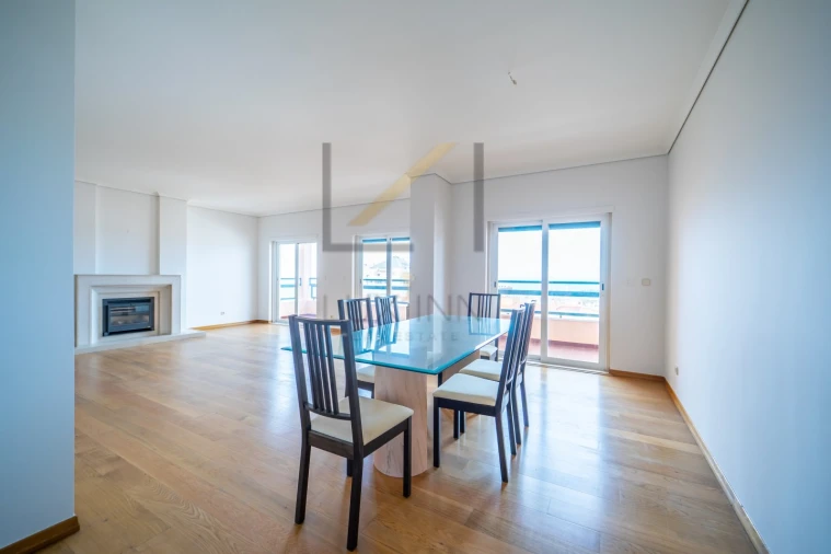 Apartamento T3 para Venda em Cascais e Estoril Foto 27