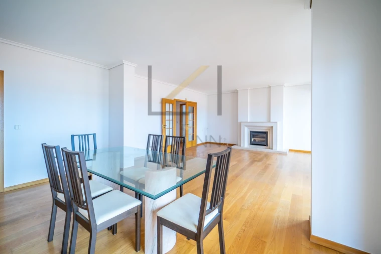 Apartamento T3 para Venda em Cascais e Estoril Foto 28