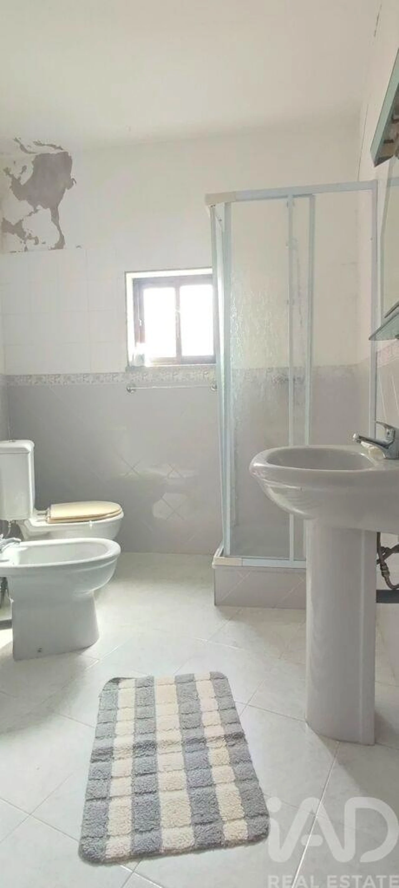 Moradia T4 para Venda em Covas e Vila Nova de Oliveirinha Foto 18