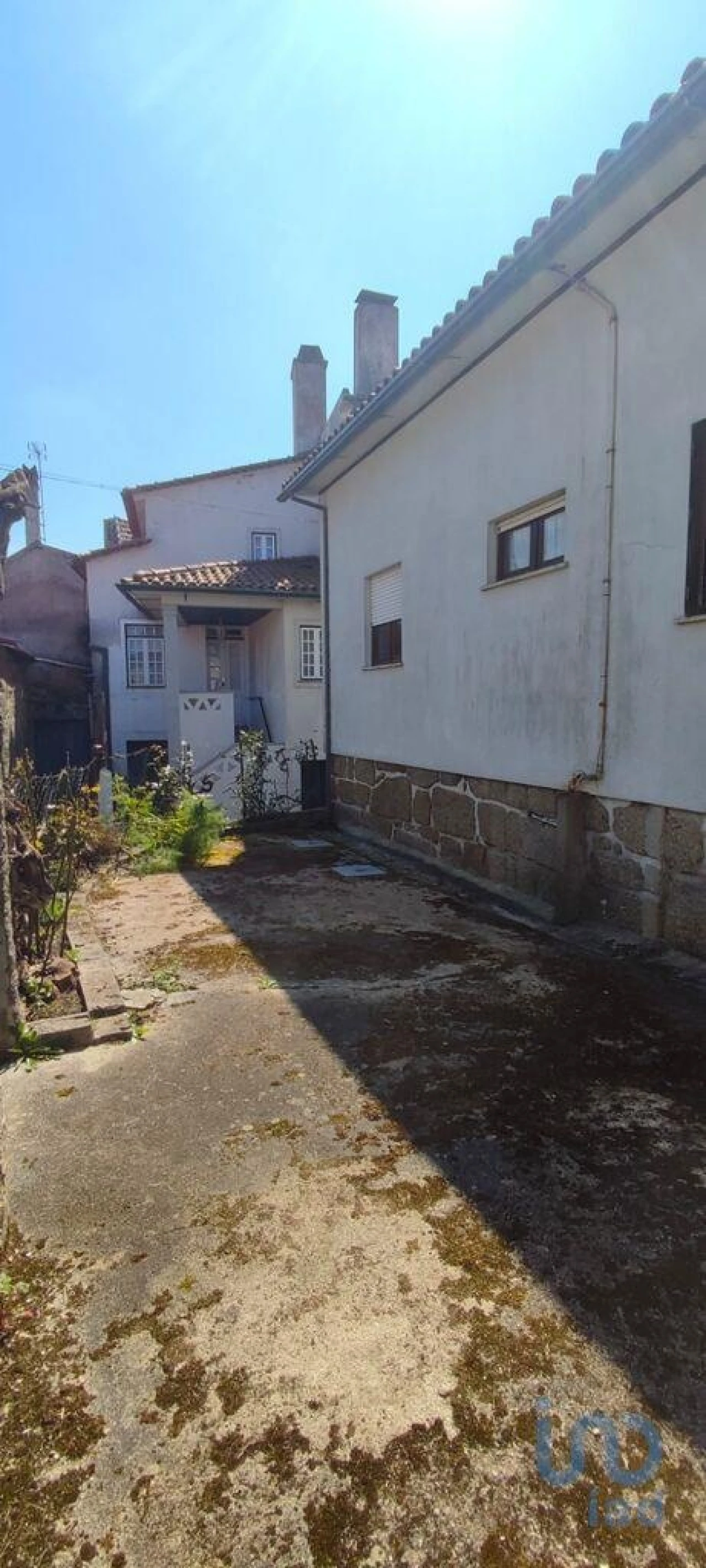 Moradia T4 para Venda em Covas e Vila Nova de Oliveirinha Foto 8