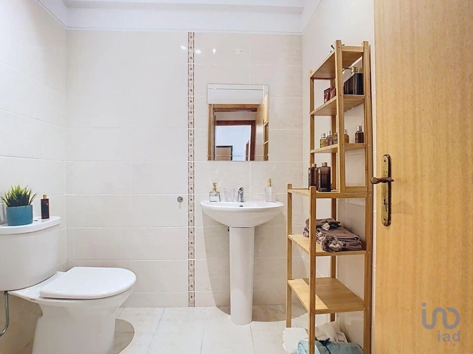 Apartamento T3 para Venda em Estômbar e Parchal Foto 5