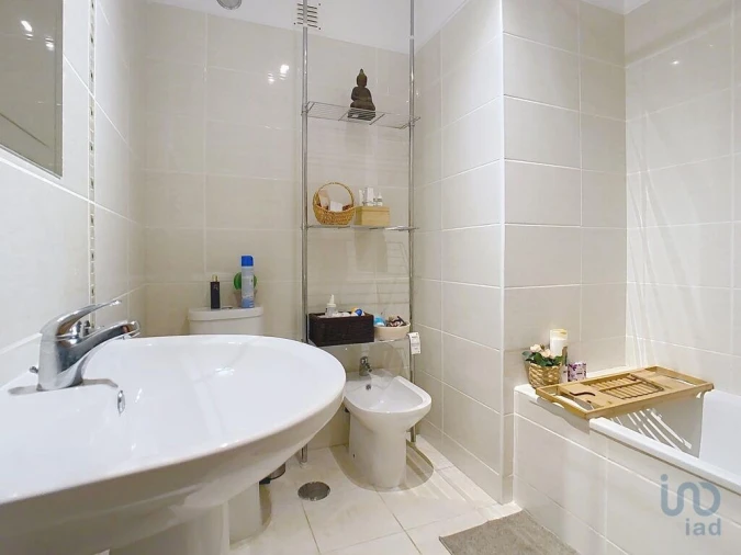 Apartamento T3 para Venda em Estômbar e Parchal Foto 14