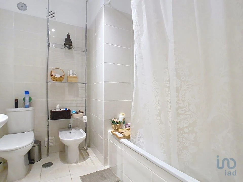 Apartamento T3 para Venda em Estômbar e Parchal Foto 12