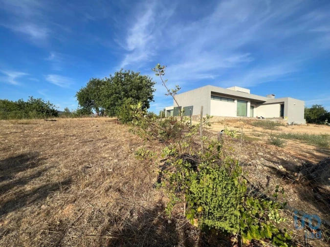 Terreno para Venda em Quelfes Foto 2