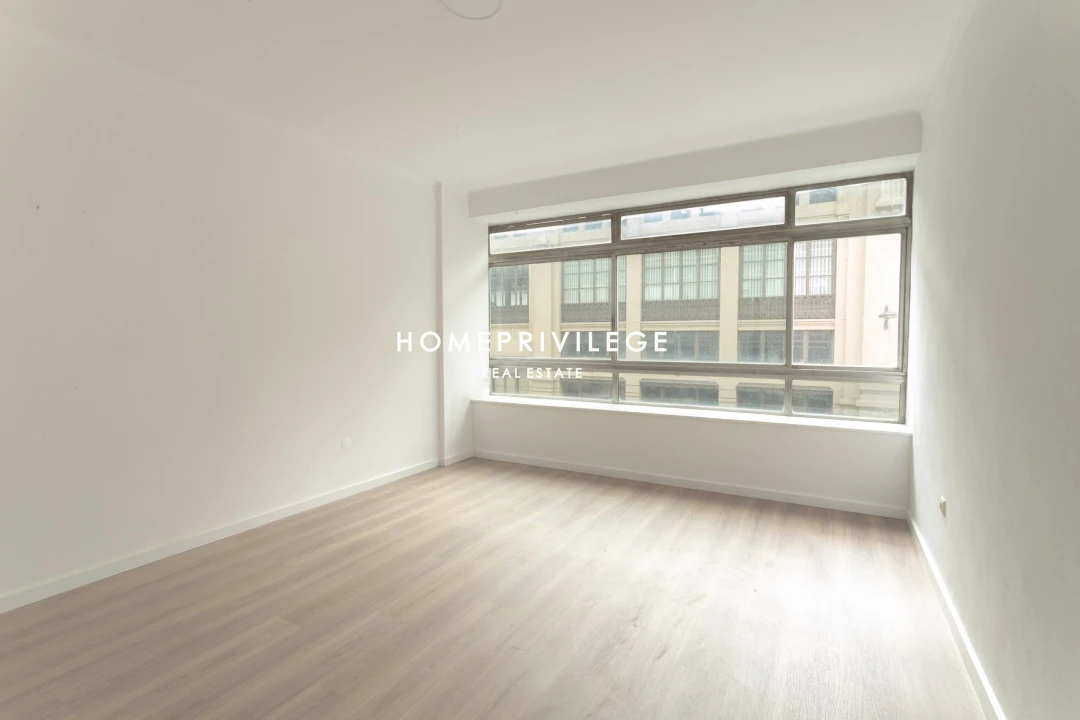 Negócio para Arrendamento em Cedofeita, Santo Ildefonso, Sé, Miragaia, São Nicolau e Vitória Foto 4