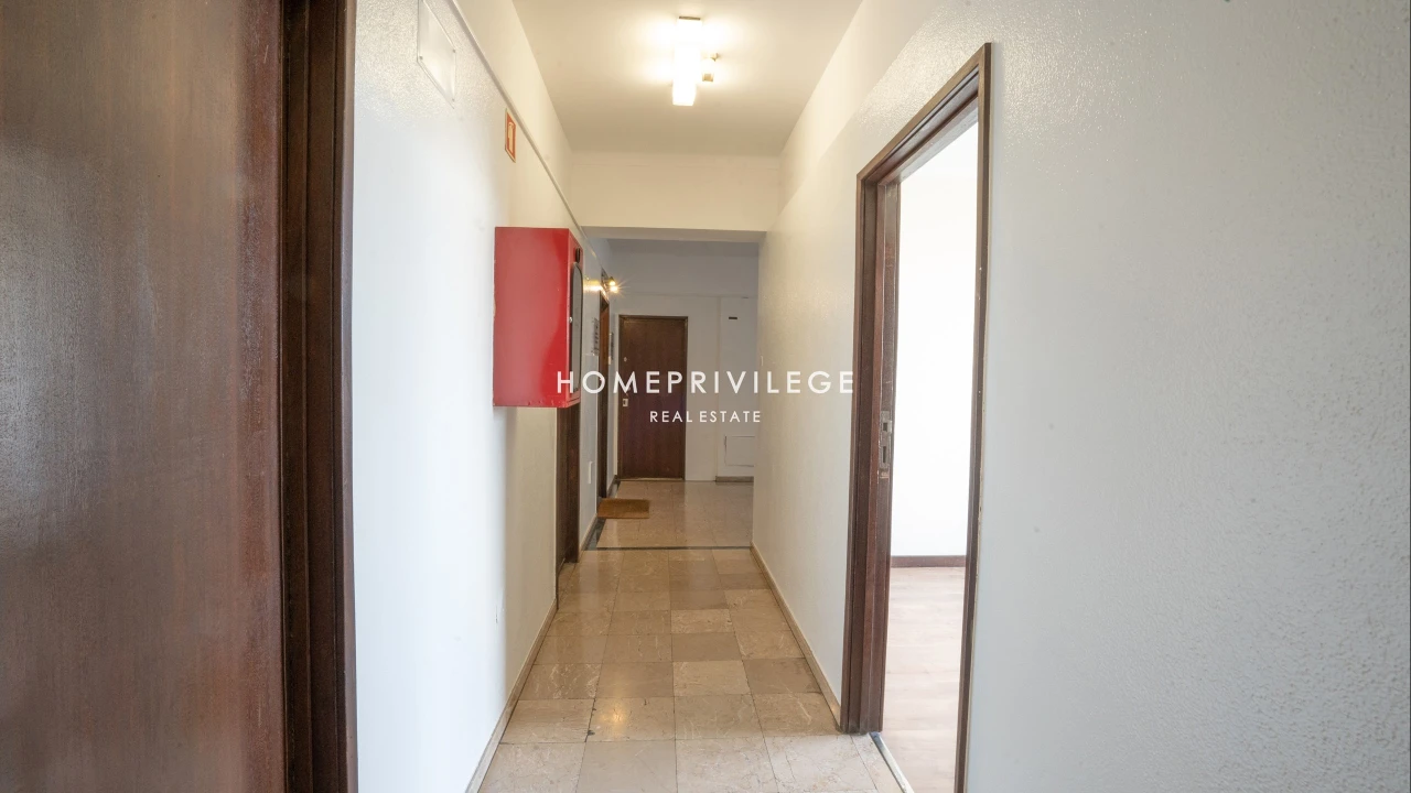 Negócio para Arrendamento em Cedofeita, Santo Ildefonso, Sé, Miragaia, São Nicolau e Vitória Foto 17