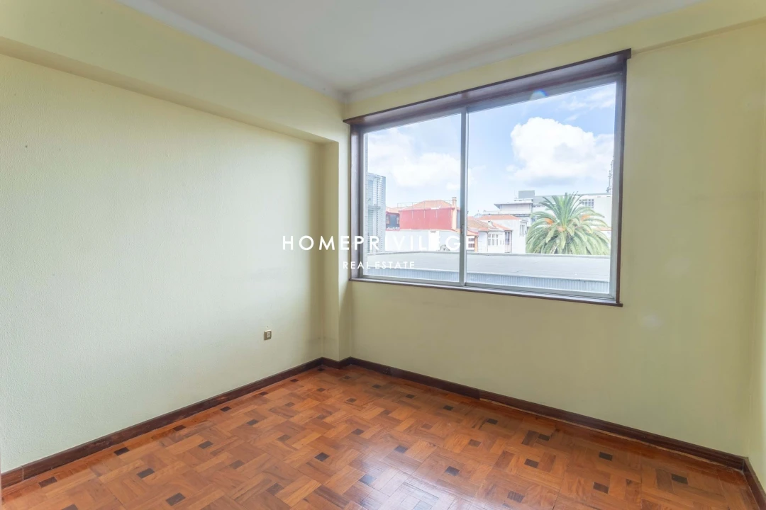 Negócio para Arrendamento em Cedofeita, Santo Ildefonso, Sé, Miragaia, São Nicolau e Vitória Foto 14