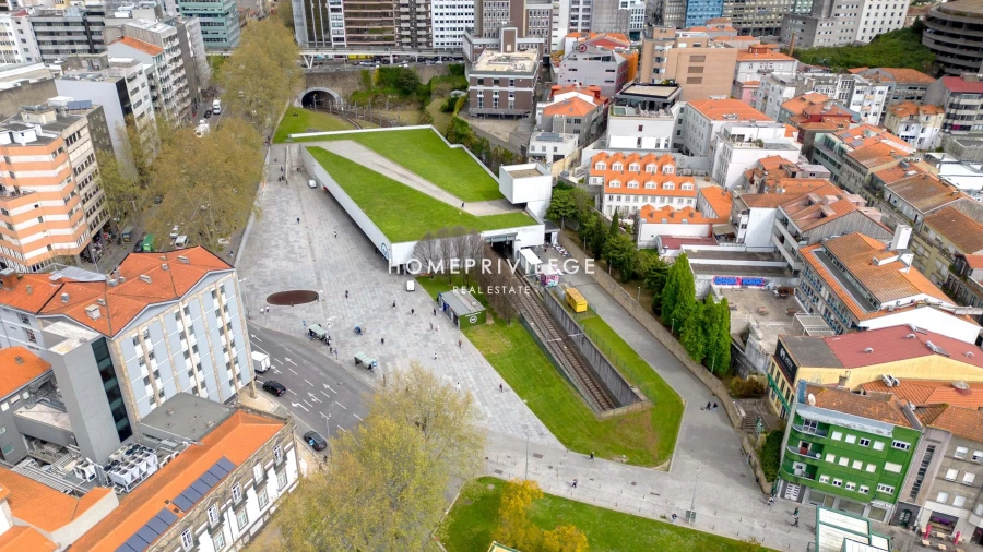 Negócio para Arrendamento em Cedofeita, Santo Ildefonso, Sé, Miragaia, São Nicolau e Vitória Foto 27