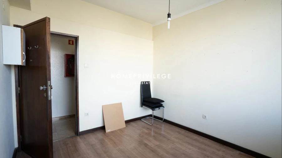 Negócio para Arrendamento em Cedofeita, Santo Ildefonso, Sé, Miragaia, São Nicolau e Vitória Foto 34