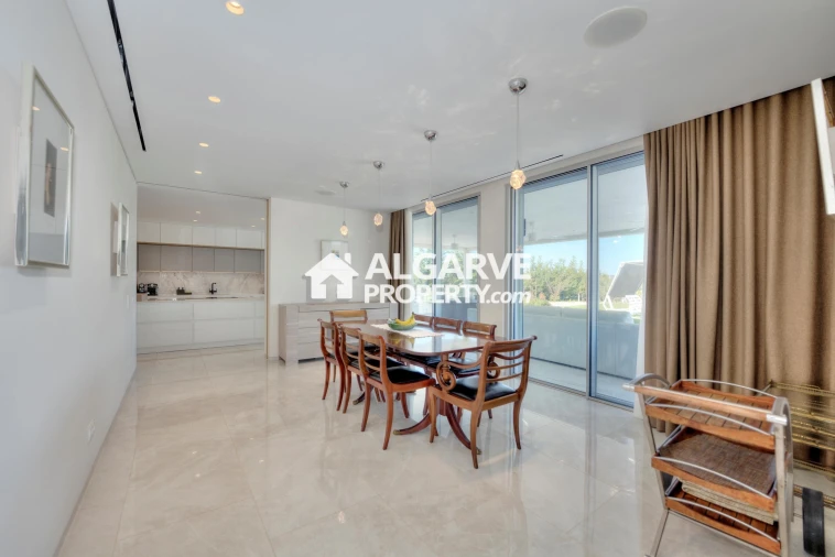 Moradia T5 para Venda em Quarteira Foto 61