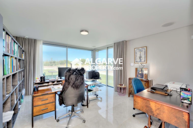 Moradia T5 para Venda em Quarteira Foto 65