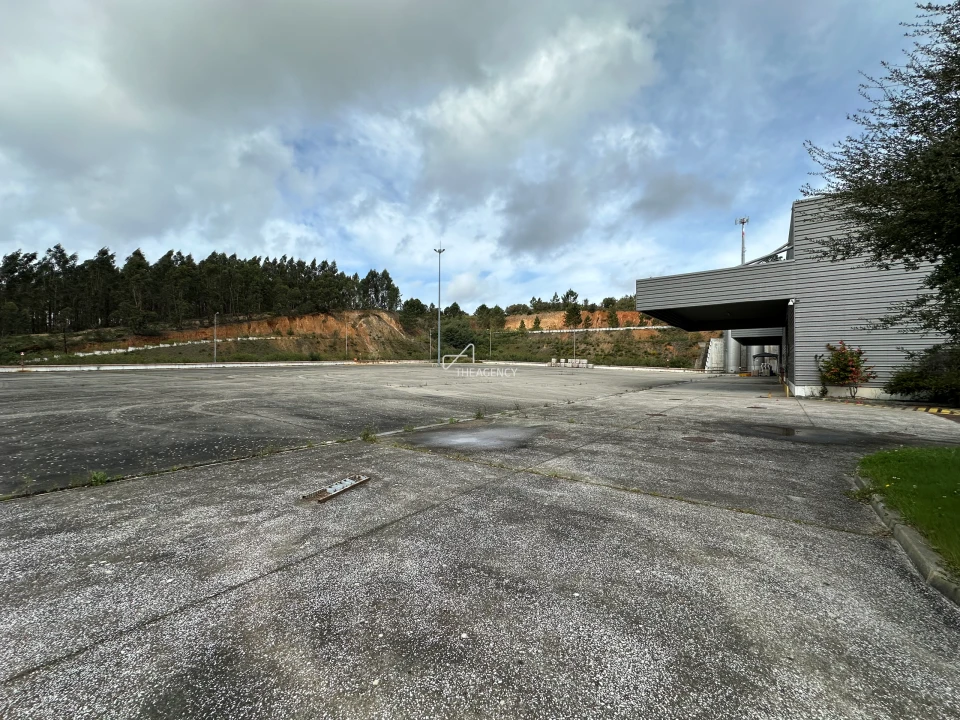 Armazém para Venda em Gavião e Atalaia Foto 8