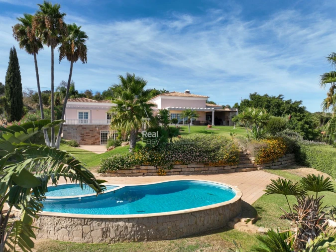 Moradia T5 para Venda em Olhão Foto 2