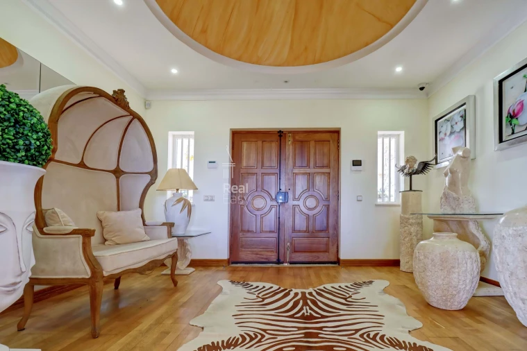 Moradia T5 para Venda em Olhão Foto 6