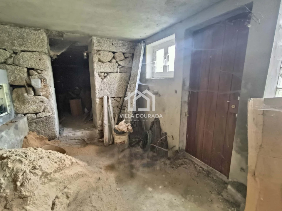 Moradia T5 para Venda em Alcofra Foto 23