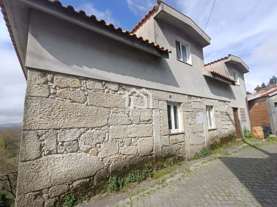 Moradia T5 para Venda em Alcofra Foto 3