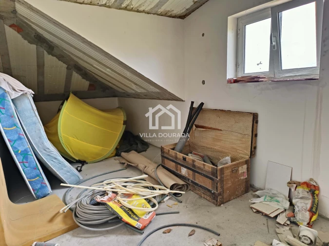 Moradia T5 para Venda em Alcofra Foto 19