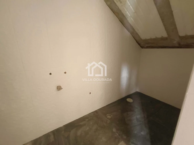 Moradia T5 para Venda em Alcofra Foto 21