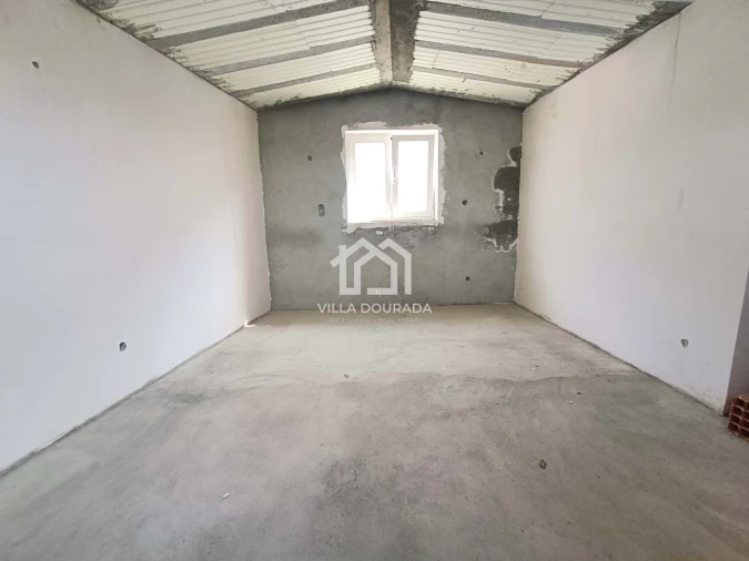 Moradia T5 para Venda em Alcofra Foto 7