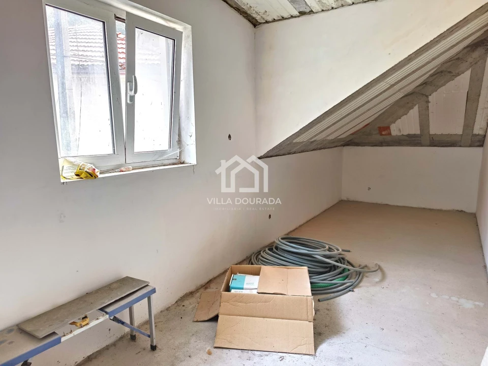 Moradia T5 para Venda em Alcofra Foto 18