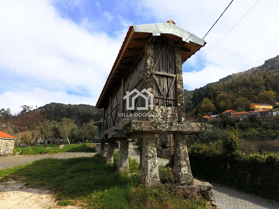 Moradia T5 para Venda em Alcofra Foto 31