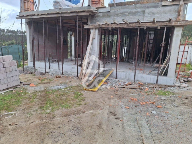 Moradia T3 para Venda em Lordelo Foto 5