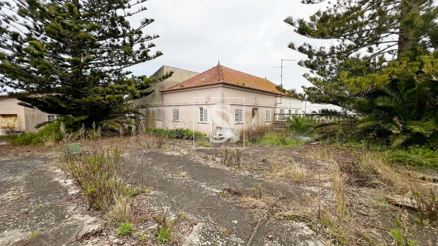 Moradia T3 para Venda em Atouguia da Baleia Foto 1