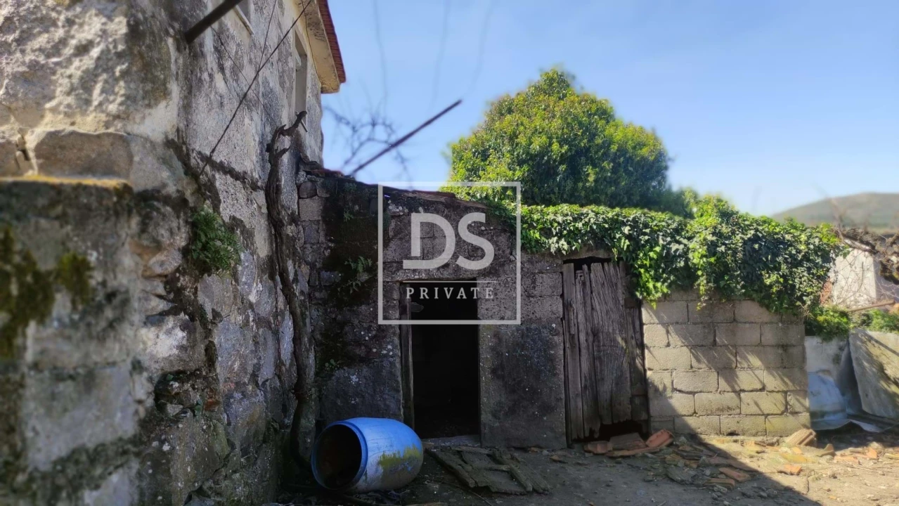 Moradia para Venda em Campelo e Ovil Foto 12