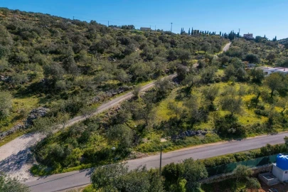 Terreno para Venda em Santa Barbara de Nexe